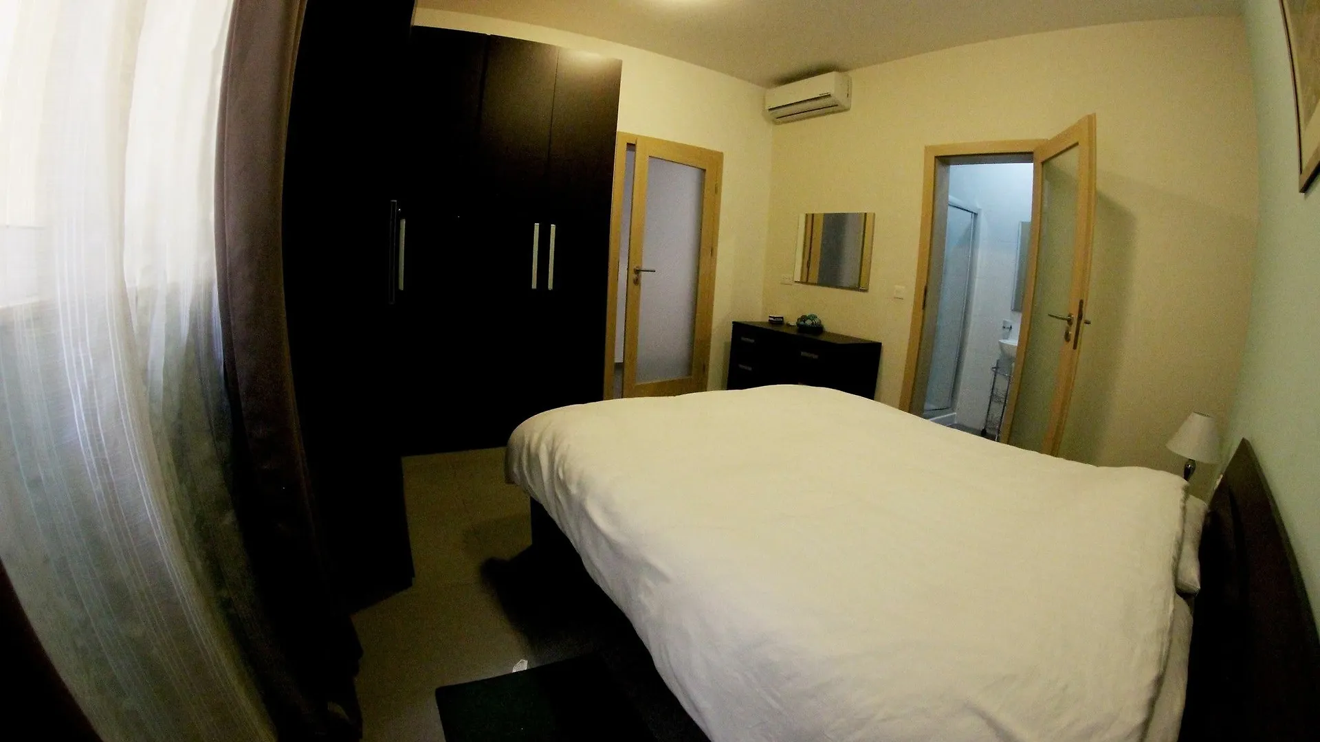 Malta Holiday Lets Sliema 0*,  Malta